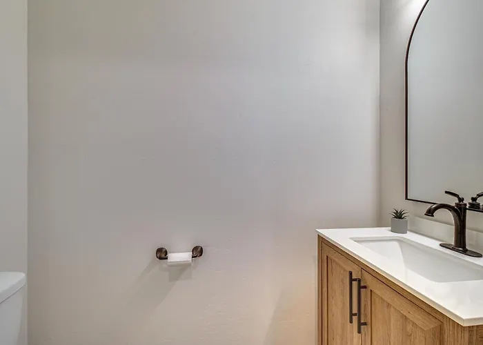 Modern Luxury In Torreon W/ Hot Tub! *